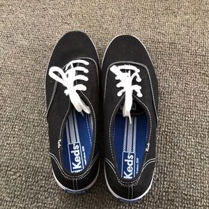 Black Keds Women’s size 10